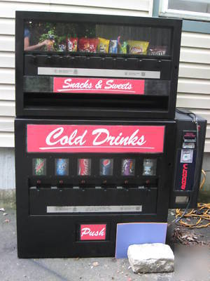 Combo vending machine -- snacks and sodas
