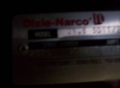 Dixie narco 501-8 single price 8 select can soda-sharp