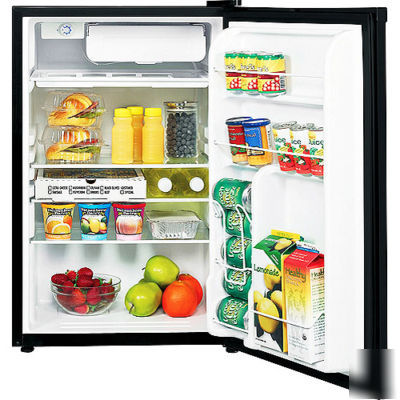 New ge 4.5 cu. ft. compact refrigerator-freezer-black- 