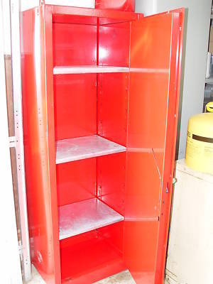 Eagle 923 flammable storage safety cabinet