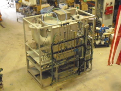 Aluminum vacuum chamber: 36