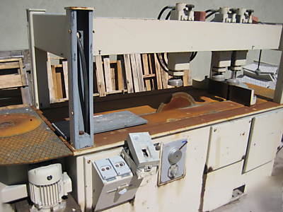 Metal saw. shear