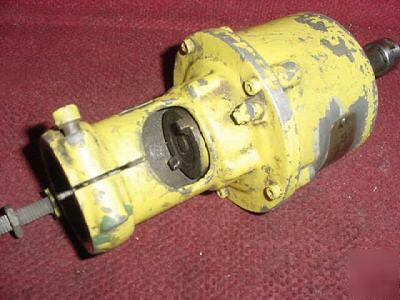 Procunier style ew, size 2,tapping head and (7) collets