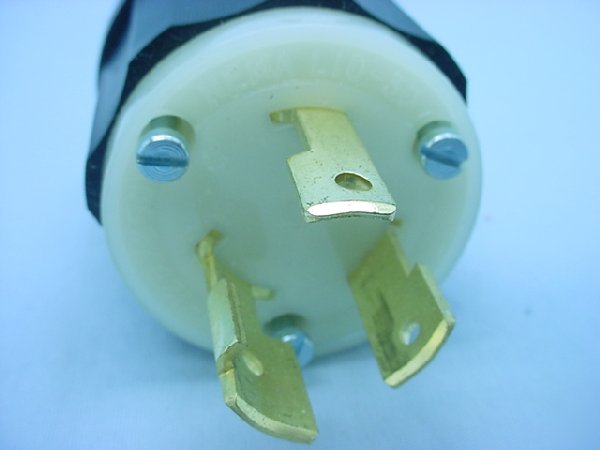 New leviton L10-30 locking plug twist lock 30A 125/250V