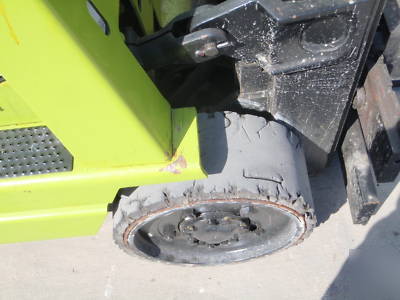 5184 clark model #GCX25 fork truck