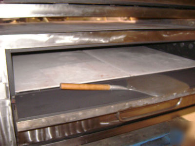 Baker's pride double deck oven / double-stacked w/ hood