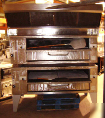 Baker's pride double deck oven / double-stacked w/ hood