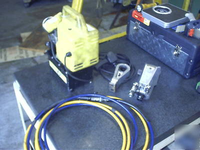 Torqueup hydraulic pump wrench sockets enerpac hytorc 
