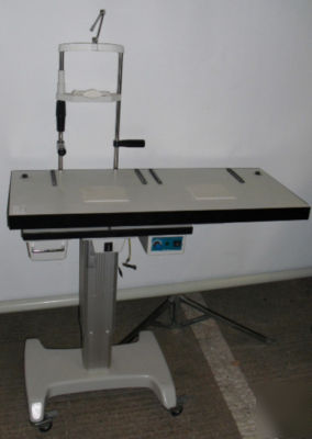Schumo electric examination table for opticians