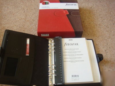 A5 filofax finsbury organiser - black,never used,in box