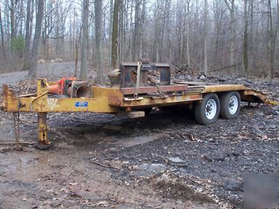 Bobcat 7753 skidsteer loader with attachments