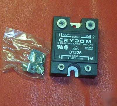 25AMP 120VOLT crydom solid state relay