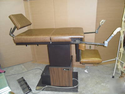 Buy hydraulic exam table and get reg. exam table free 