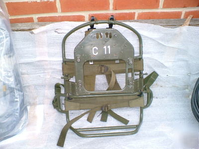Clansman military manpack gs radio carrying frame
