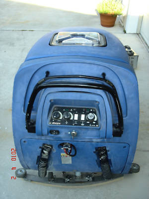 Clarke encore L28 automatic walk behind floor scrubber