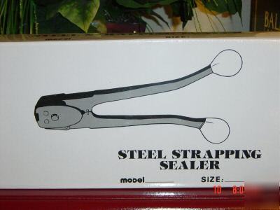 Heavy duty steel strapping crimper/sealer