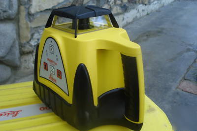 Rugby leica 100 self leveling rotary laser 