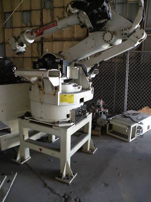 Kawasaki ux 120 industrial robot combo vacuum, controls