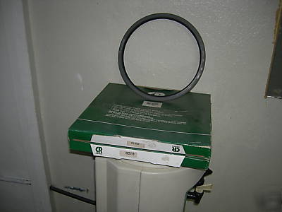 82510 cr oil seal 8.250 id x 9.250 od x ..625 w .