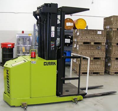 Clarklift order picker OP15 low 26HRS. electric