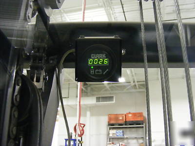 Clarklift order picker OP15 low 26HRS. electric