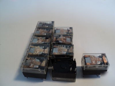 12VDC pcb mount mini relay spdt 2 amp contacts - 10 pcs