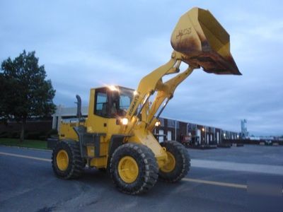 Komatsu wa 320-3MC loader- purchase / rental ad 