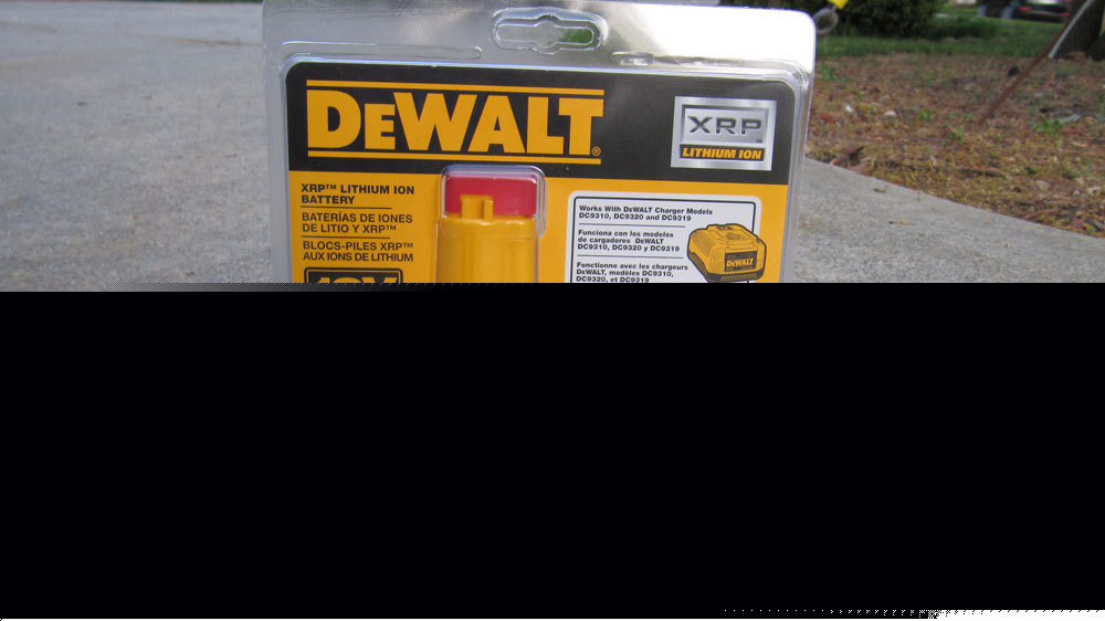 New dewalt DC9180 18V nano li-ion battery pack brand 