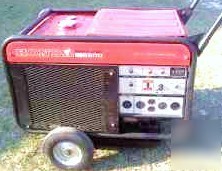 HondaÂ® ES6500 industrial gen. liquid cooled 240V / 110V