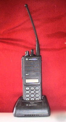 Motorola mtx 9000 handheld radio talkie MTX9000