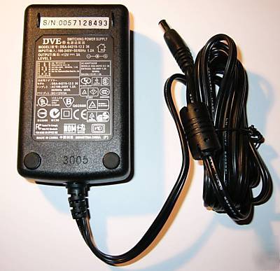New dve 12V dc 3 ampere power supply / power adapter - 