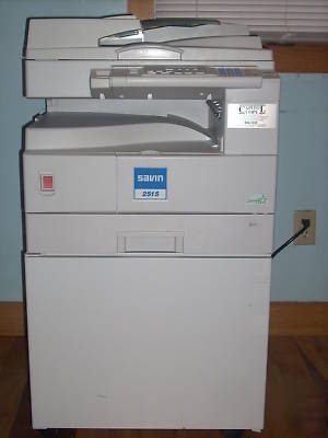 Savin 2515 copier machine; w 2 extra cartridges; works 
