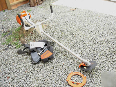 Stihl FS550 brushcutter clearing saw trimmer fs 550â€