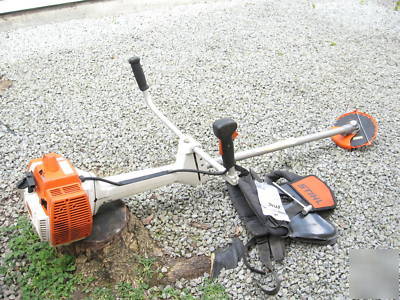 Stihl FS550 brushcutter clearing saw trimmer fs 550â€
