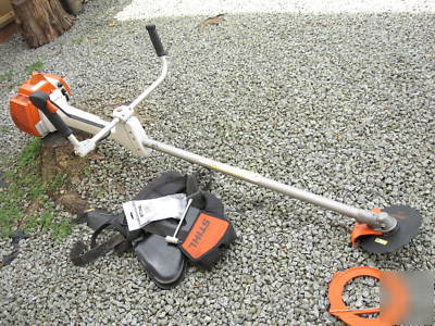 Stihl FS550 brushcutter clearing saw trimmer fs 550â€