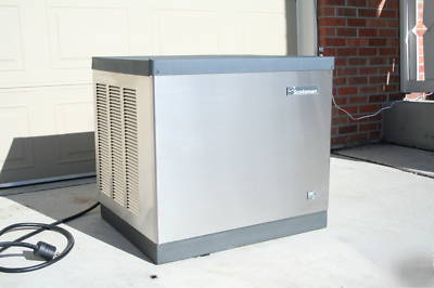 Scotsman CME506AS ice machine air cooled 500LB 24HR 