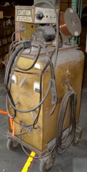 Chemetron dc-200-cv 230/460V 200AMP 3-ph mig welder