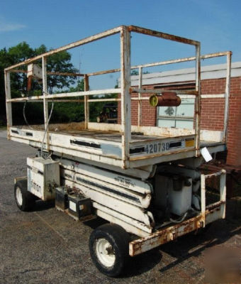 1500 lb skywitch electric scissor manlift #25558