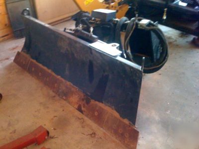Cat 2002 mm (79