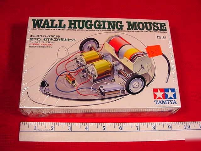 Mechanical wall hugging mouse teaching aid model kit