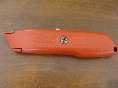 New stanley 10-189 5-5/8 self-retracting utility knife