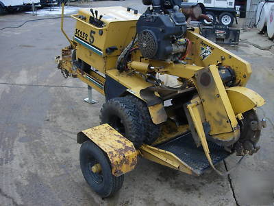 2005 vermeer SC252 stump grinder