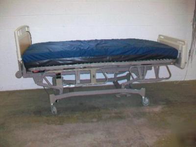 Nice working hill-rom centra 850 hospital bed &mattress