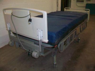 Nice working hill-rom centra 850 hospital bed &mattress