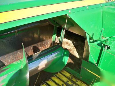John deere 328 square baler