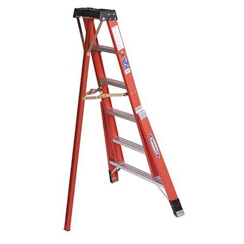 New werner 4FT 300LB rating fiberglass tripod ladder * *