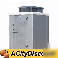 Walk in indoor cooler 8 x 8 indoor 7'6 ft ht w/ floor