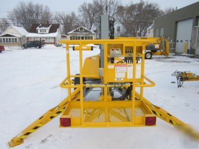 Bil jax 2005 43' towable manlift, 43/19 dc, boomlift 