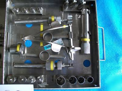 Codman anterior cervical fusion set