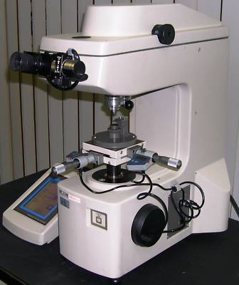 Mitutoyo hm-112 digital vickers microhardness tester